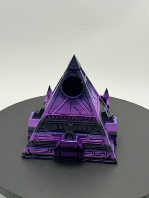 Tour pyramidale extraterrestre