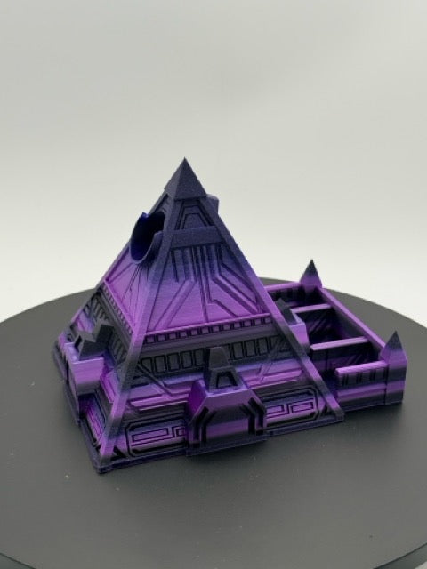 Tour pyramidale extraterrestre